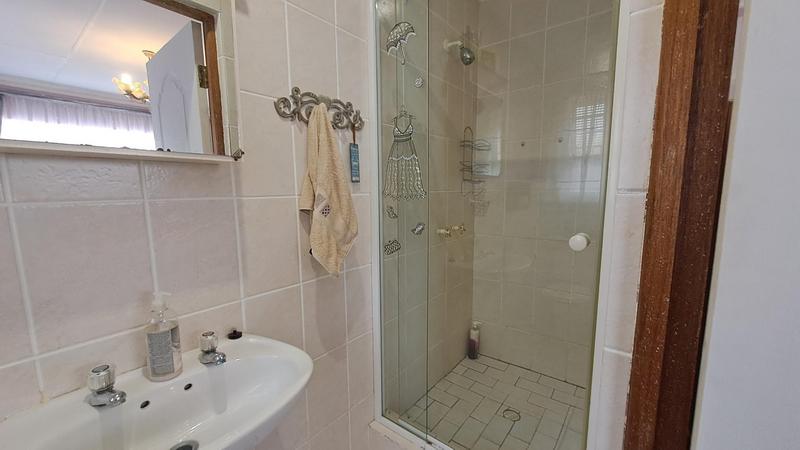 3 Bedroom Property for Sale in Stilbaai Wes Western Cape